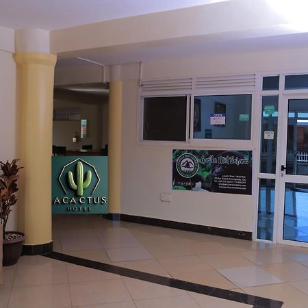 Acactus Hotel Kampala Exteriör bild