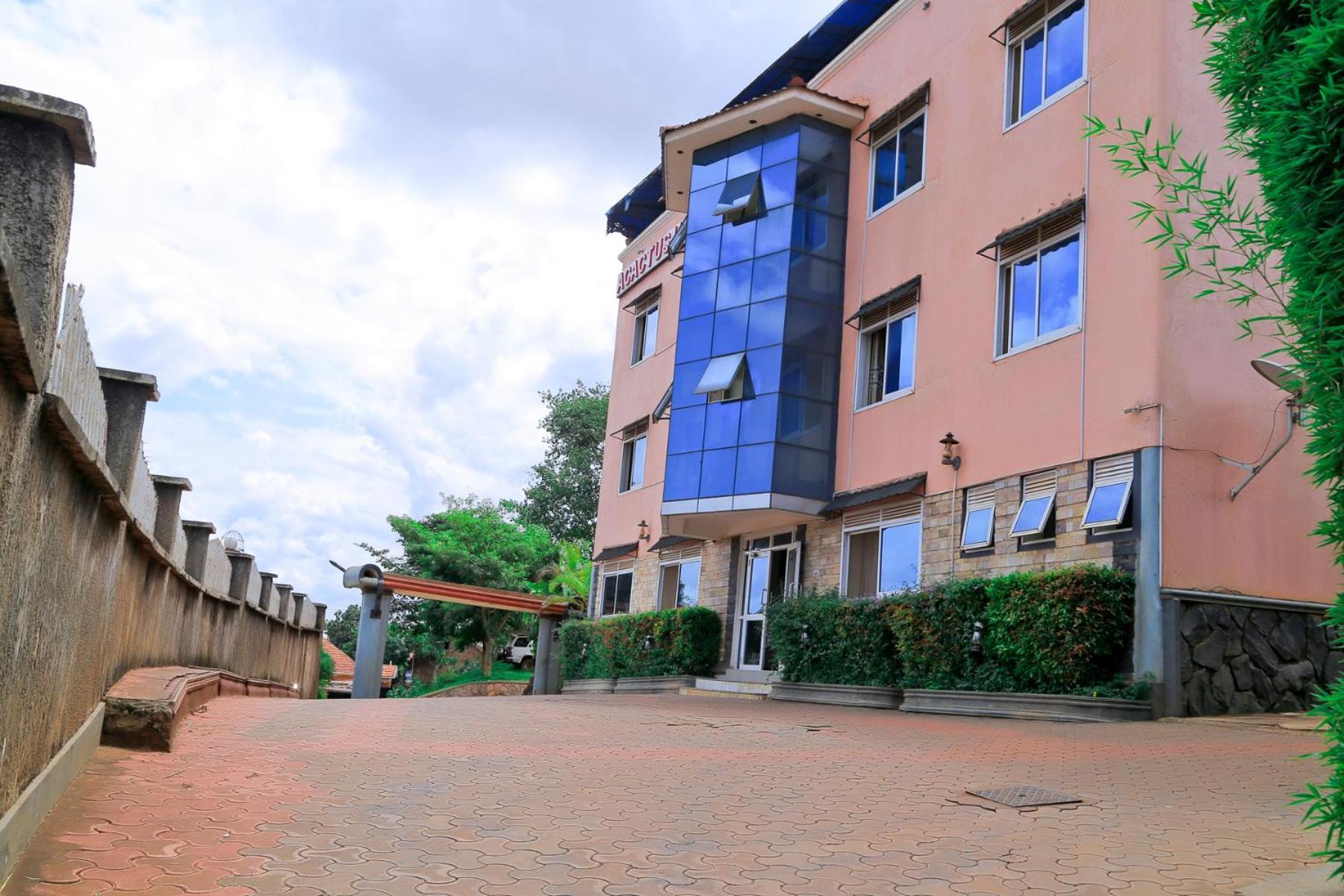 Acactus Hotel Kampala Exteriör bild