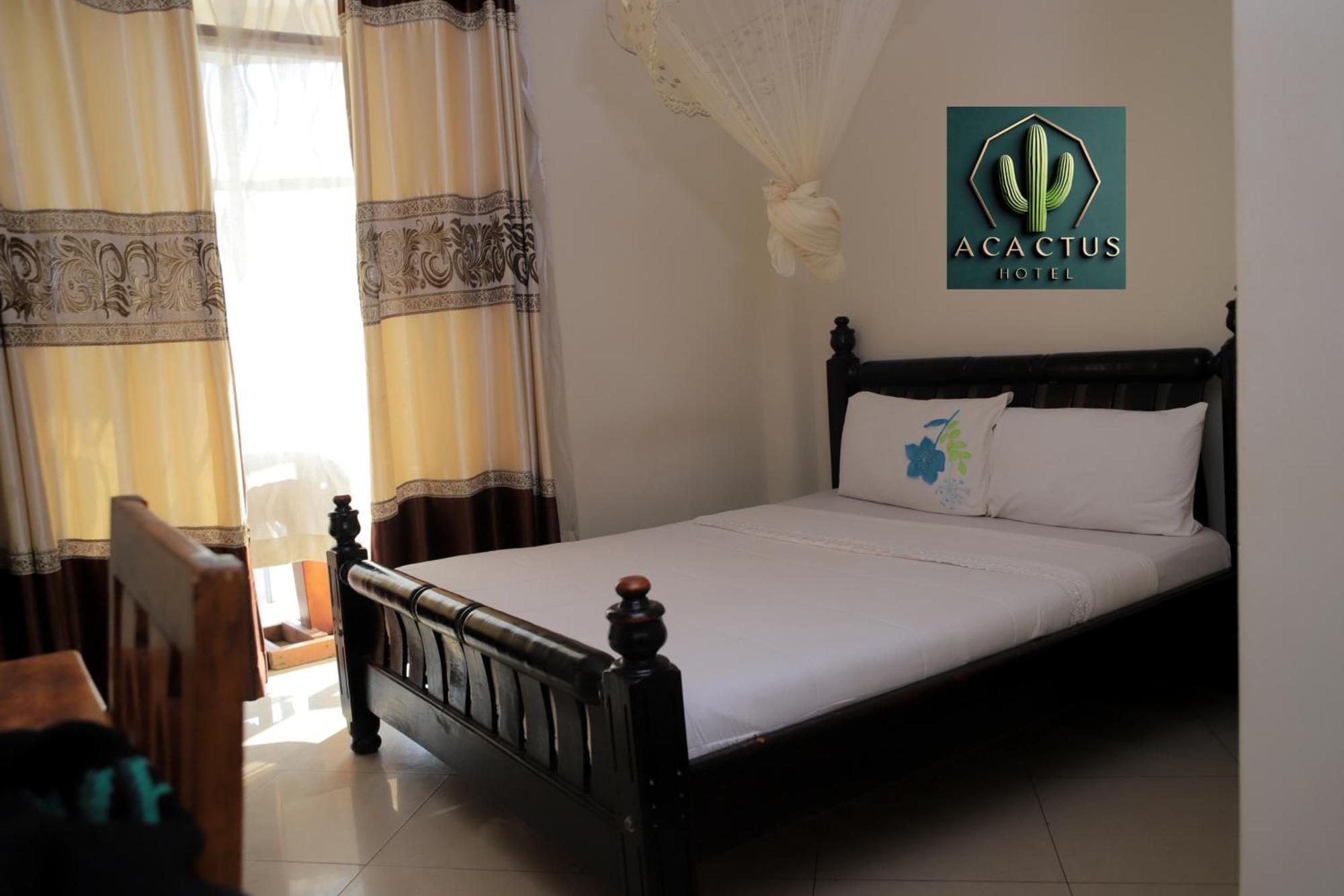 Acactus Hotel Kampala Exteriör bild