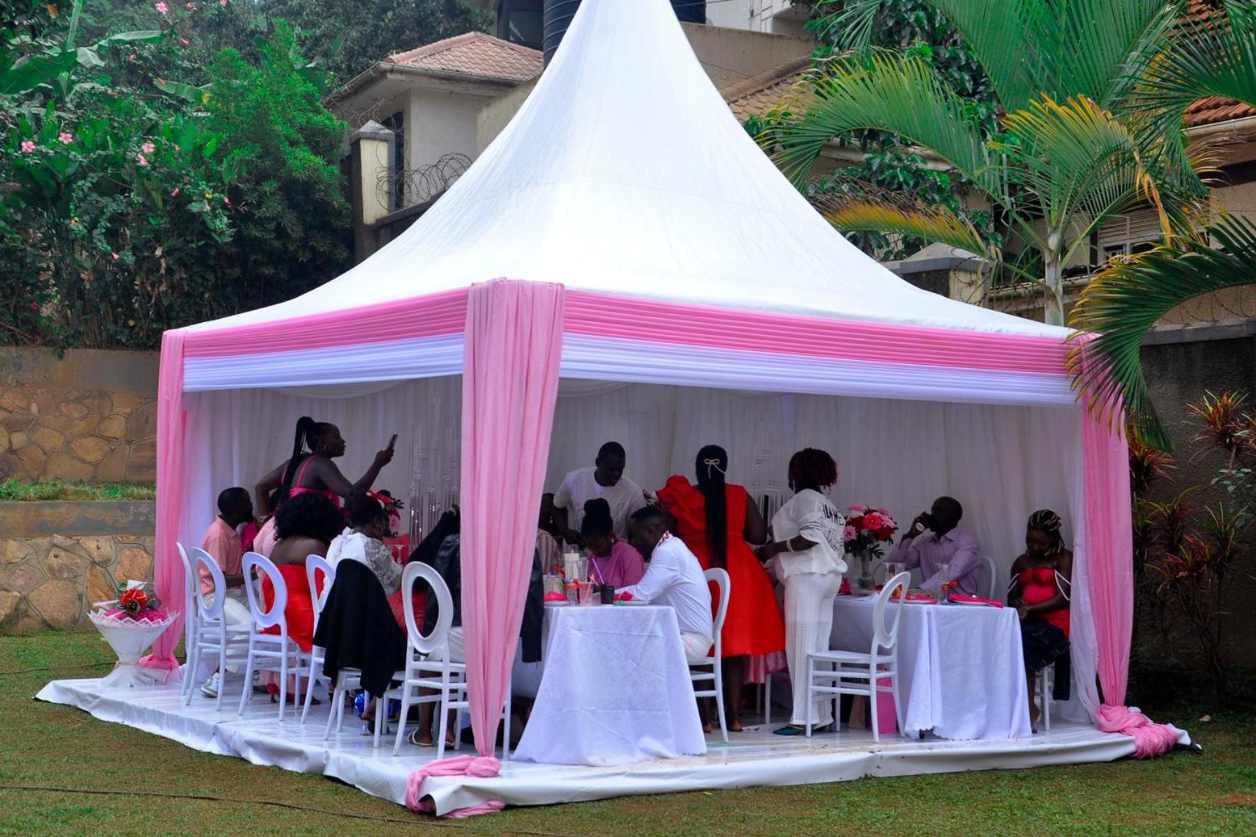 Acactus Hotel Kampala Exteriör bild